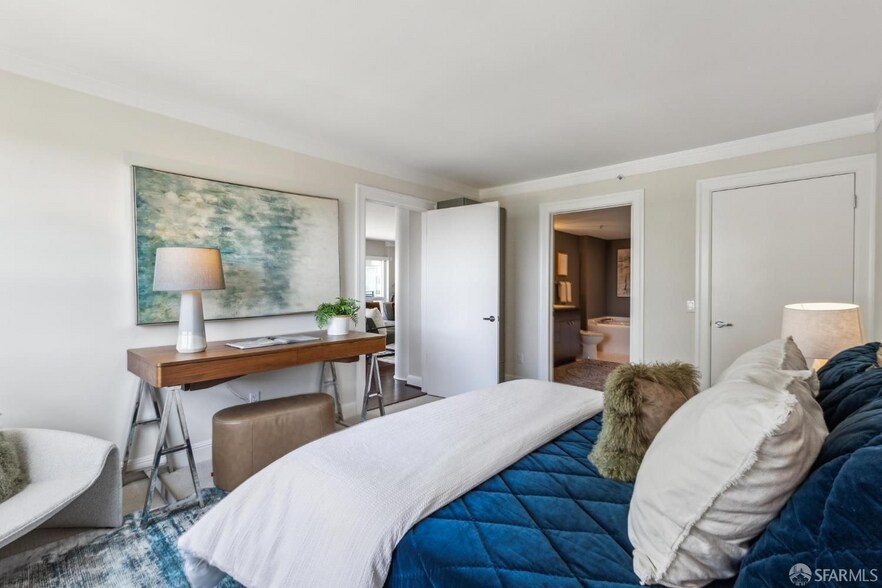 Building Photo - 1388 Gough St