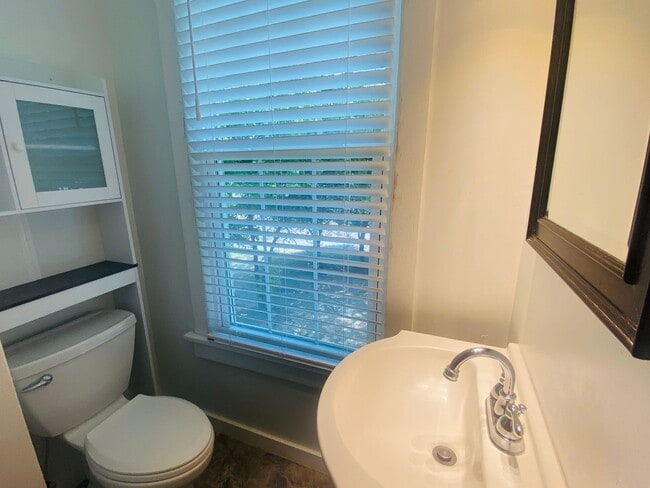 Building Photo - Old Shandon