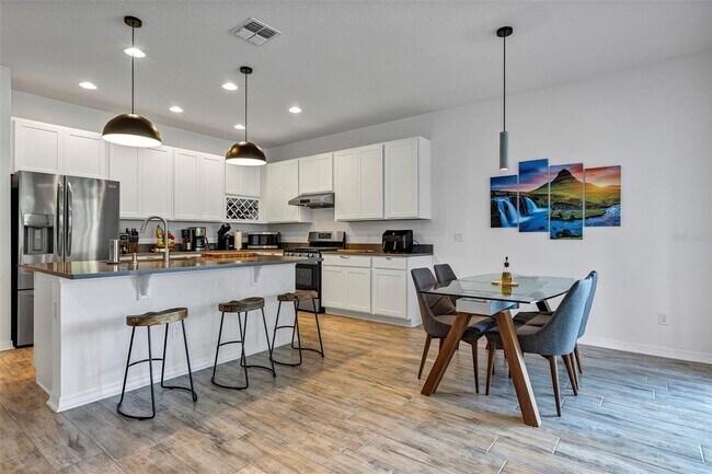 Building Photo - 2163 Bay Line Rd