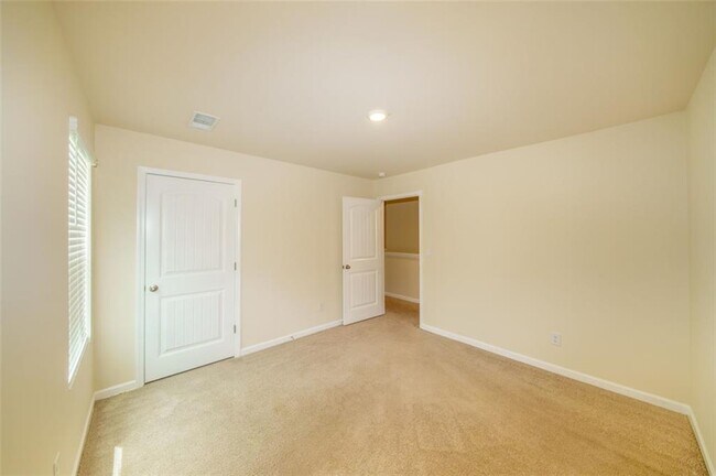 Building Photo - 4420 Merrigold Wy