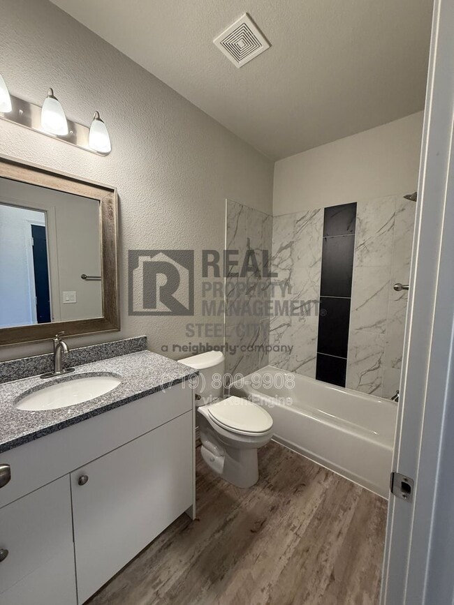 Building Photo - 280 W Harmony Dr