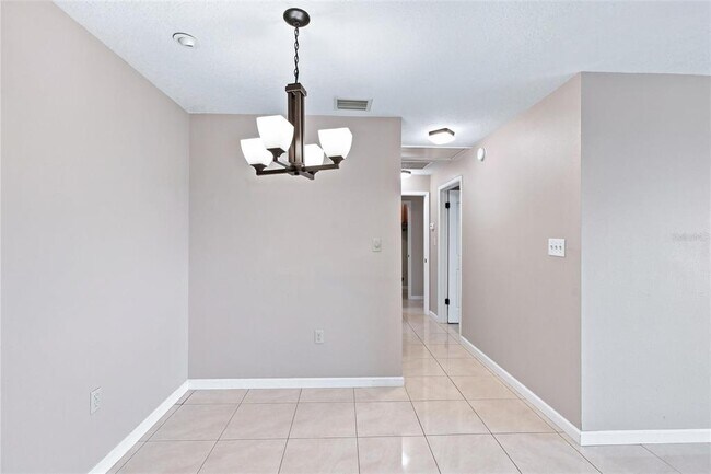 Building Photo - 4344 Tahitian Gardens Cir