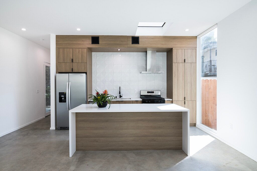 Building Photo - 4610 Franklin Ave