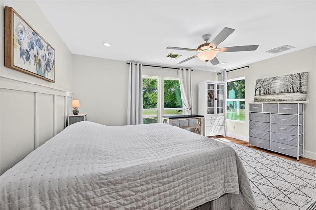 Building Photo - 5585 S Fannin Ave