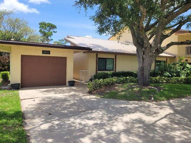 Primary Photo - 3007 Bent Pine Dr