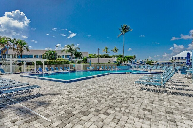 Building Photo - 1521 Ocean Dunes Cir