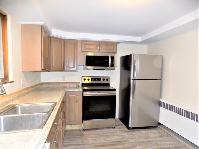 Building Photo - 154 S Sumner Ave