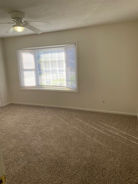 Building Photo - "Discover Your Dream Home: Spacious 3-Bedr...