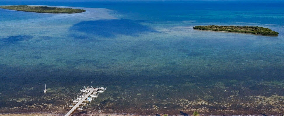 Building Photo - 618 N Silver Cir