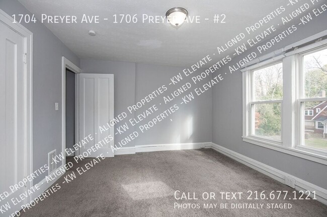 Building Photo - Charming 4 bed side by side duplex !