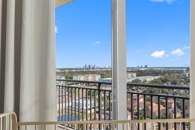 Building Photo - 5823 Bowen Daniel Dr