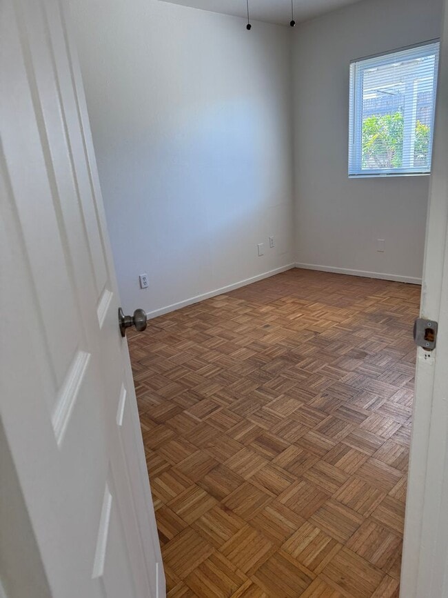 Building Photo - Home for rent-Otay Mesa West