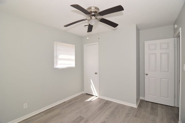 Building Photo - Coming Soon: Charming 3BR/2BA Home You Don’t Want to Miss!