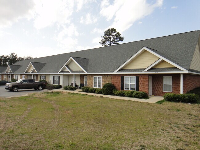 Primary Photo - Townhouse Available For Rent December 2025!