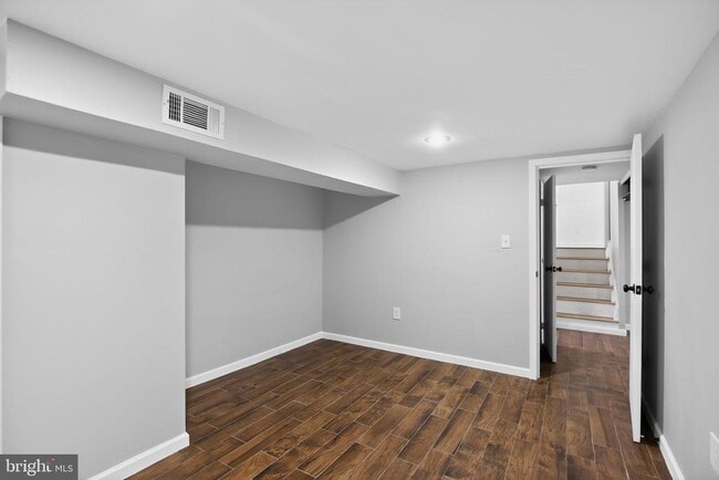 Building Photo - 9276 Soaring Hill Rd