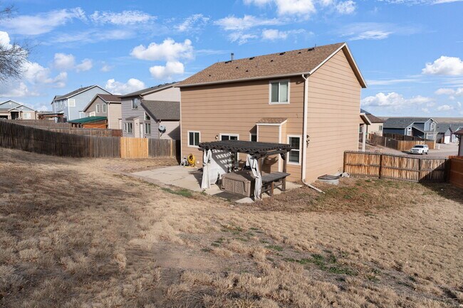 Building Photo - 9234 Red Fern Ln