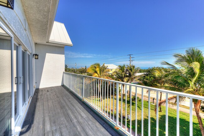 Building Photo - 5064 S Highway A1A