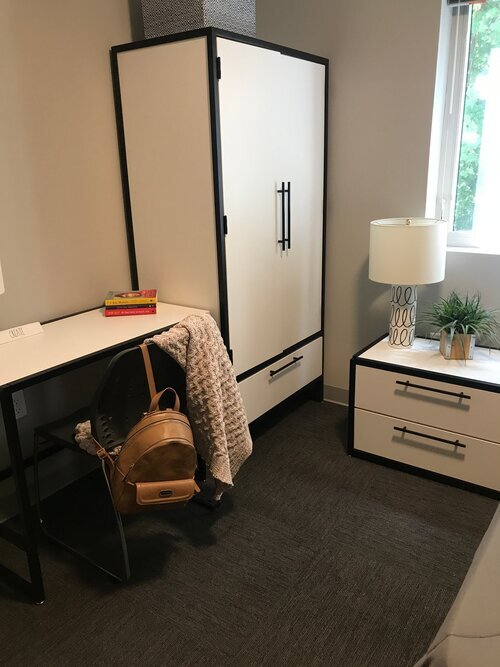 Building Photo - 126 College Ave