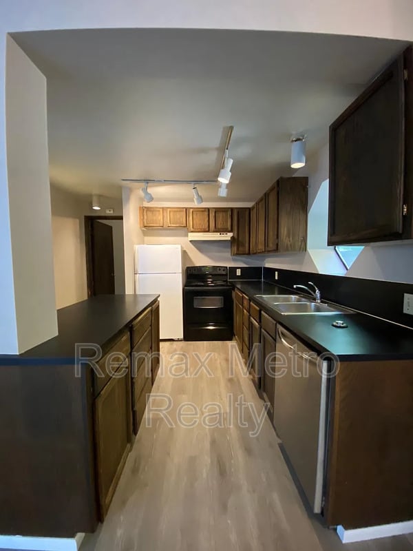 Building Photo - 512 Galer St