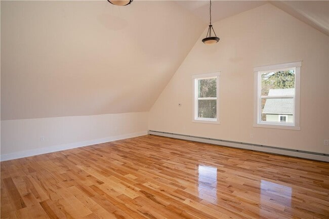 Building Photo - 314 N Midland Ave
