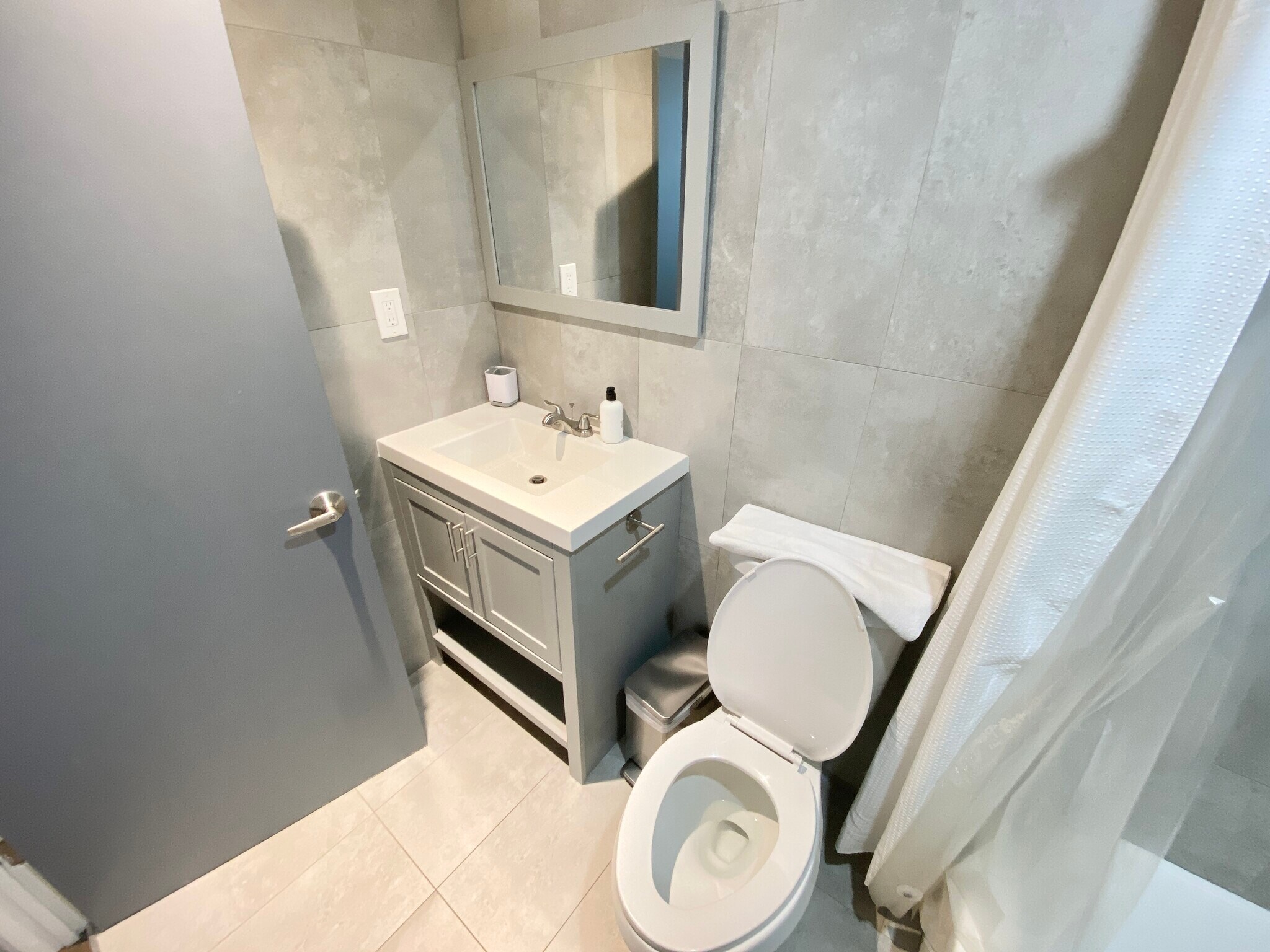 Building Photo - 1436 N 7th St