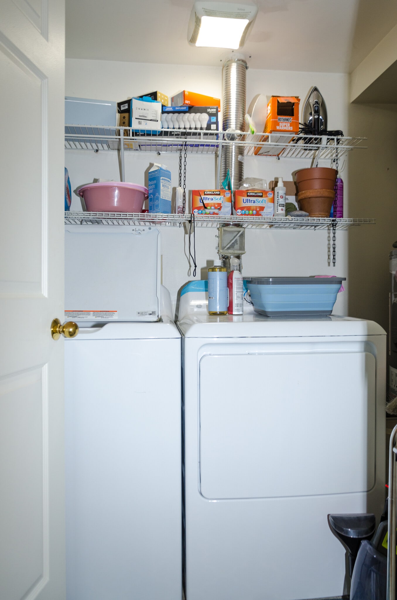 Building Photo - 173 Oak St