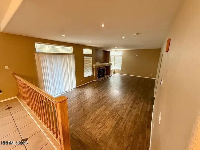 Building Photo - 965 Dolce Dr