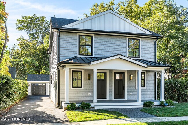 Building Photo - 516 River Rd