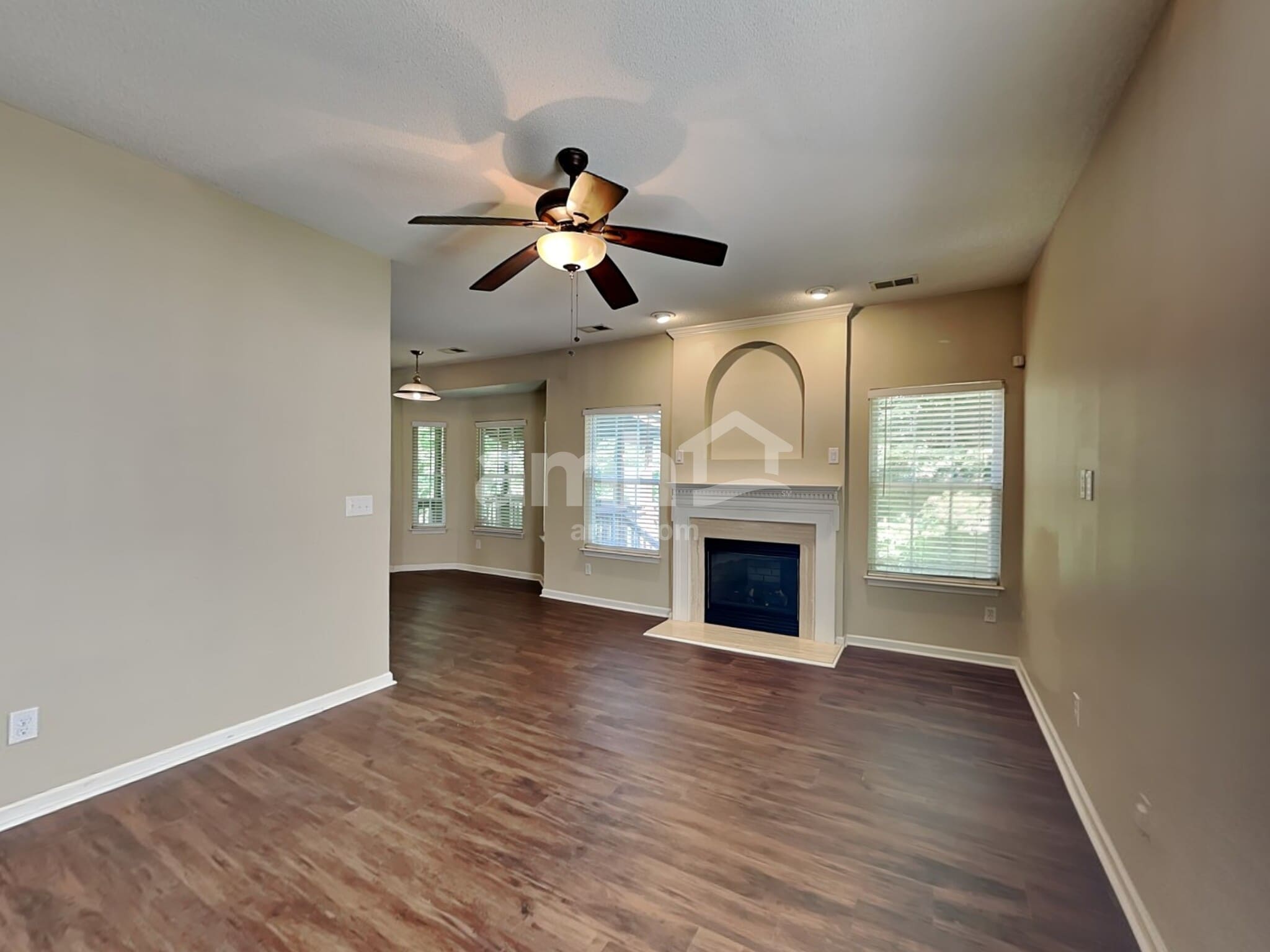 Building Photo - 6939 Brachnell View Dr