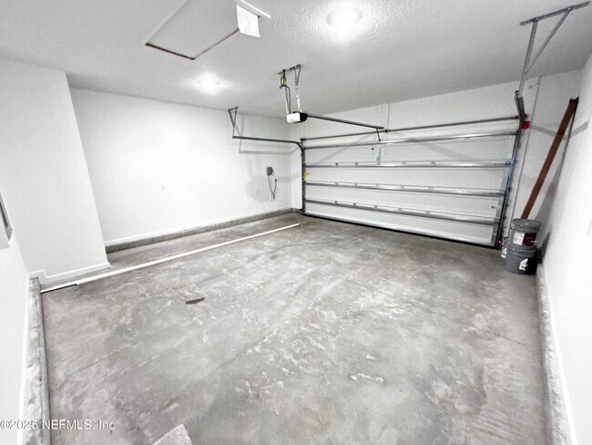 Building Photo - 1671 Lachlan Cir