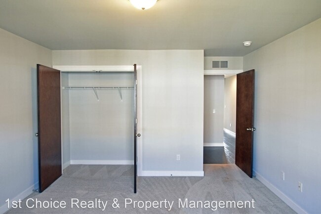 Building Photo - 3 br, 2.5 bath House - 6275 Windemere