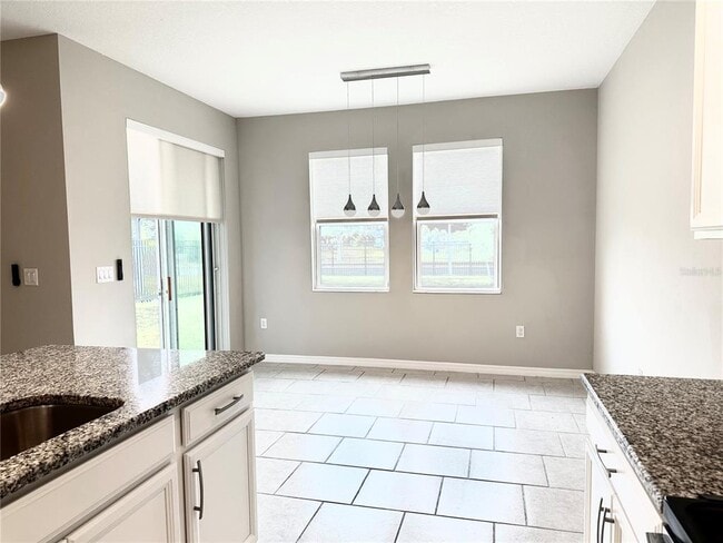 Building Photo - 6268 Great Bear Dr