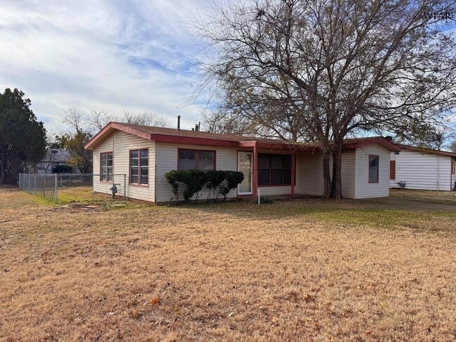 Building Photo - 2907 Moffett Ave