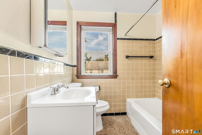 Building Photo - 24 Pilgrim Ave