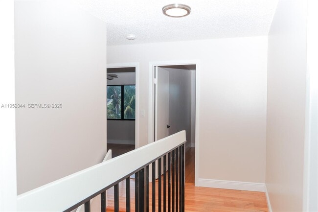 Building Photo - 8320 SW 39th Ct