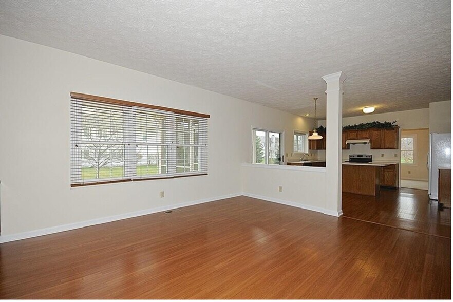 Building Photo - 3821 Brigade Cir