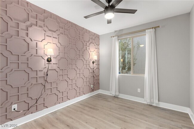 Building Photo - 9929 Fletcher Peak Ave