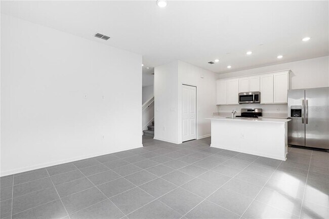 Building Photo - 5812 Meditation Dr