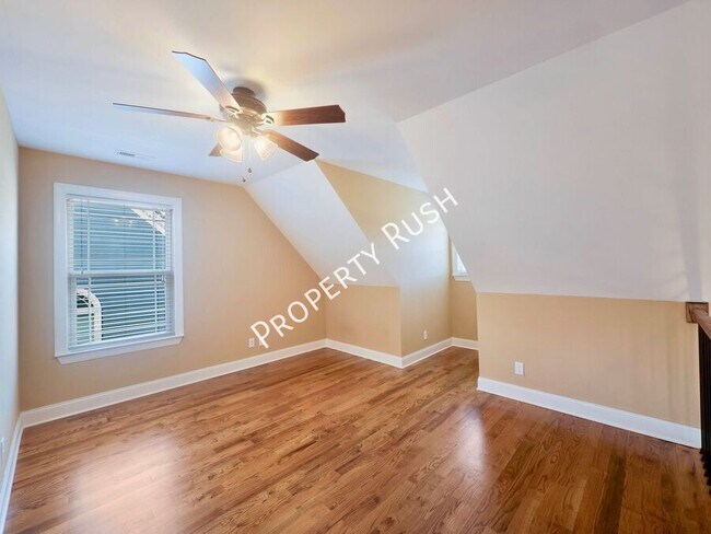 Building Photo - 7986 Burgundy Cir