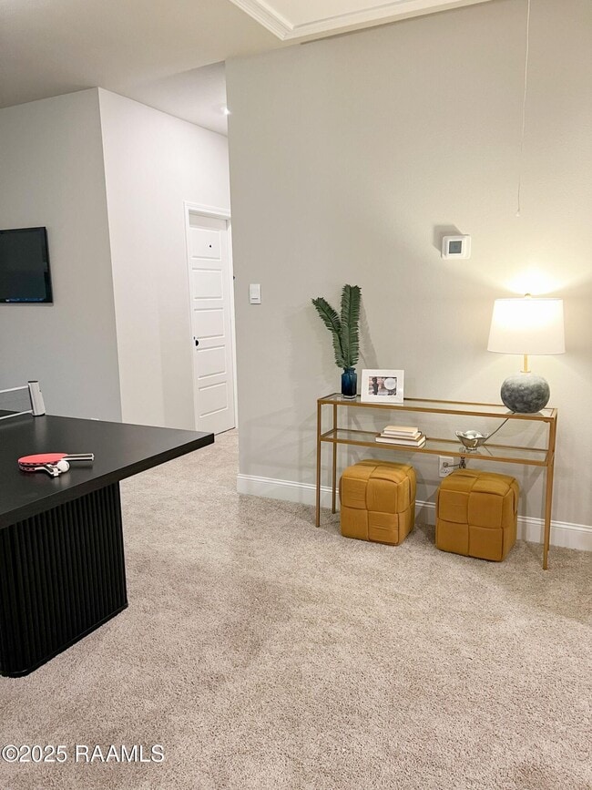 Building Photo - 132 Belle Fontaine Dr