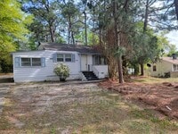 Building Photo - 2826 Thomas Ln