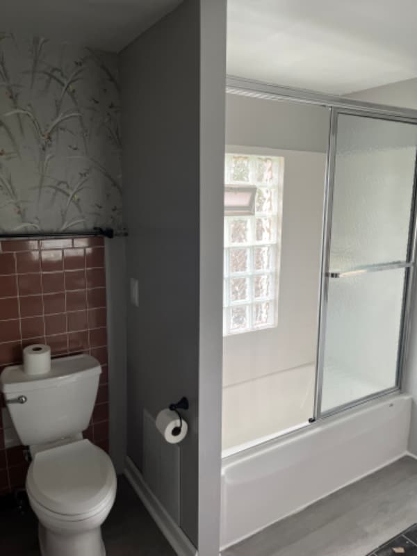 Building Photo - 1010 15th St NW