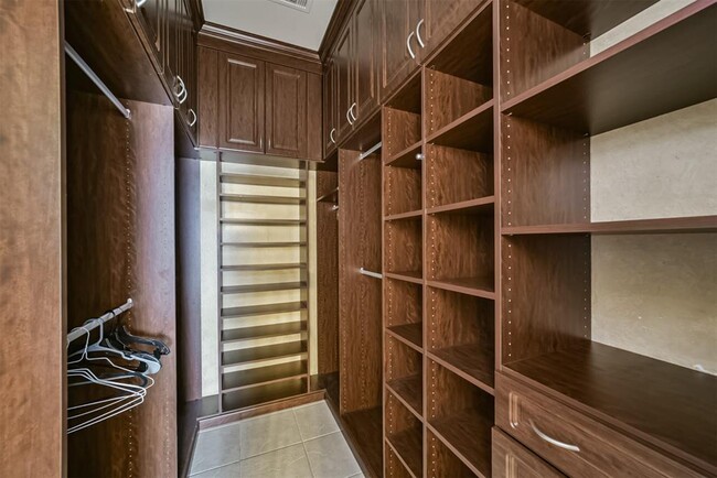 Building Photo - 24919 Ginger Ranch Dr