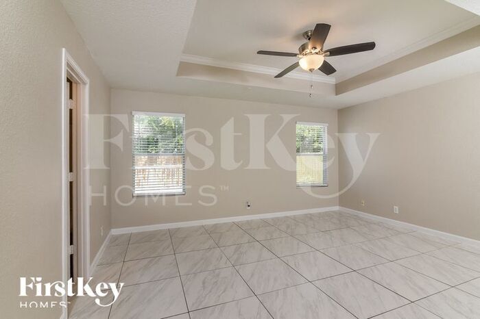 Building Photo - 8019 Abbotts Pointe
