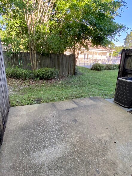 Building Photo - 1819 Shay-Lin Court