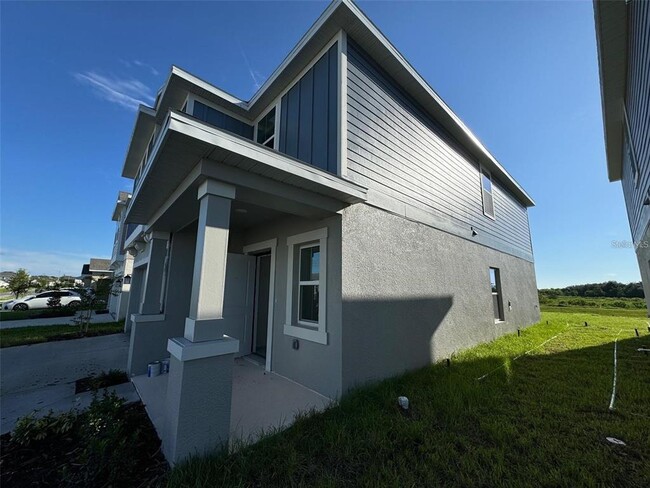 Building Photo - 565 Reggie Rd
