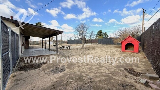 Building Photo - 15577 Tacony Rd