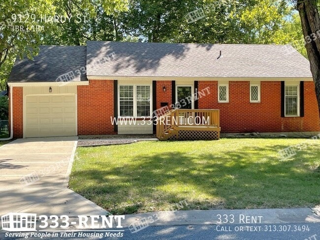 Primary Photo - 9129 Hardy St