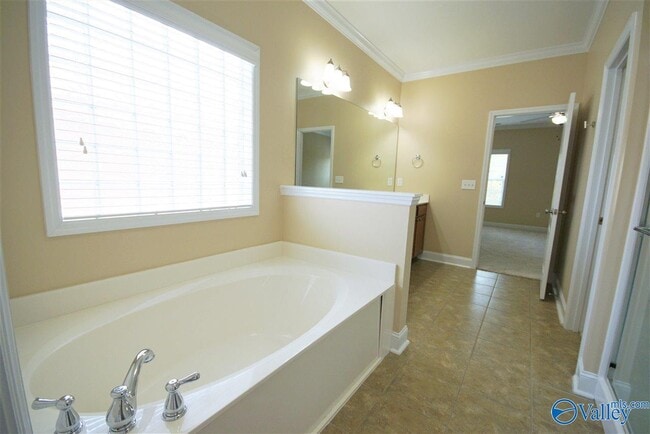 Building Photo - 106 Back Creek Cir NW