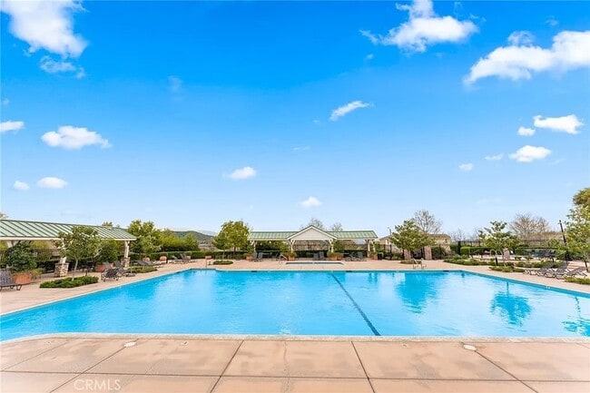 Building Photo - 26607 Millhouse Dr